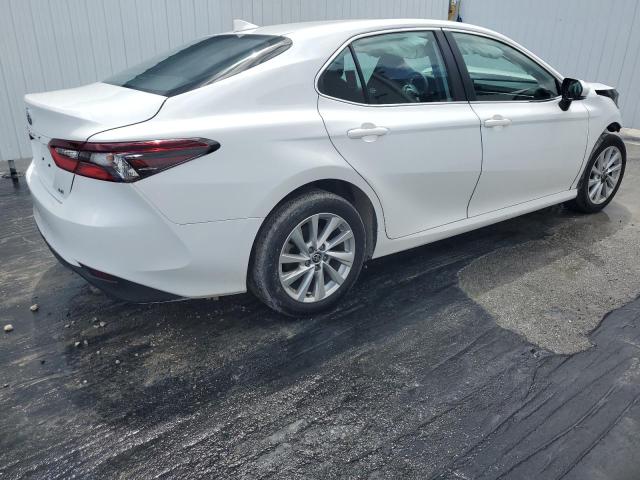 Photo 2 VIN: 4T1C11AK1PU799124 - TOYOTA CAMRY LE 