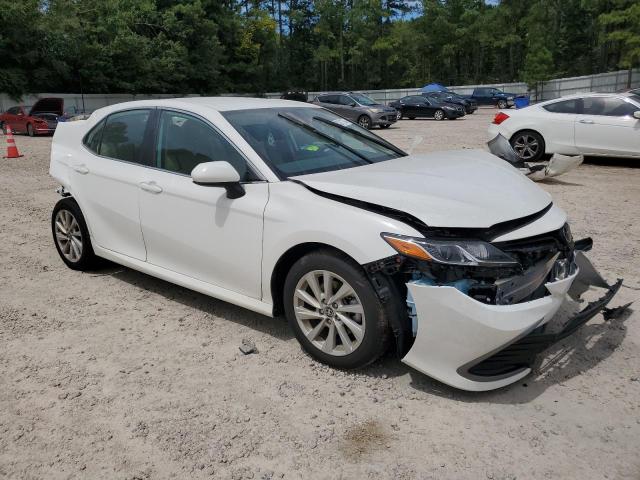 Photo 3 VIN: 4T1C11AK1RU206381 - TOYOTA CAMRY LE 