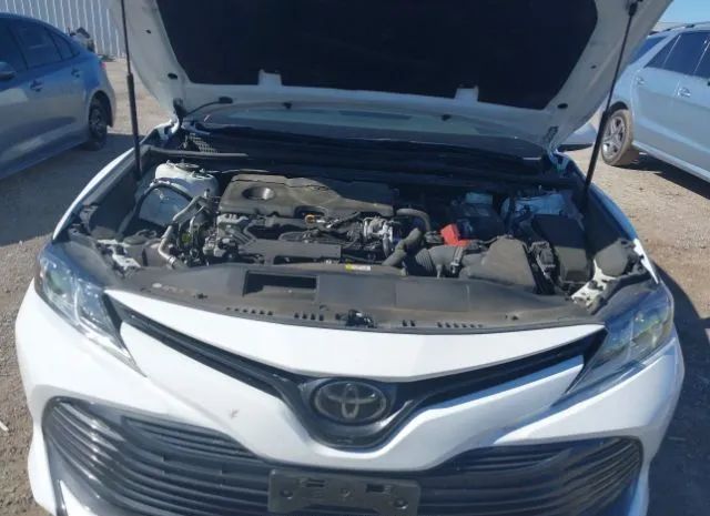 Photo 9 VIN: 4T1C11AK2LU364378 - TOYOTA CAMRY 