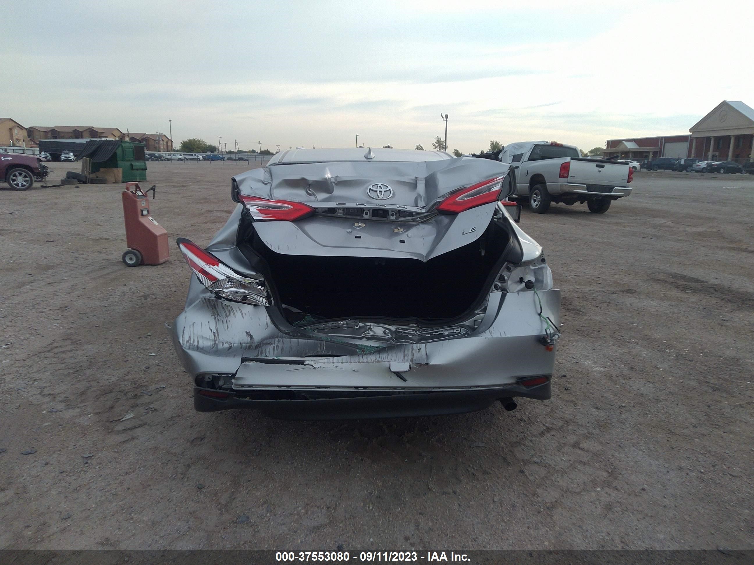 Photo 15 VIN: 4T1C11AK2LU898223 - TOYOTA CAMRY 