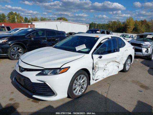 Photo 1 VIN: 4T1C11AK2NU055903 - TOYOTA CAMRY 