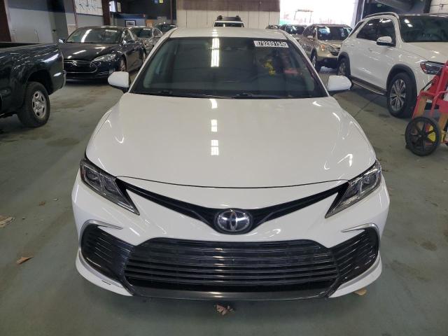 Photo 4 VIN: 4T1C11AK2NU634860 - TOYOTA CAMRY LE 