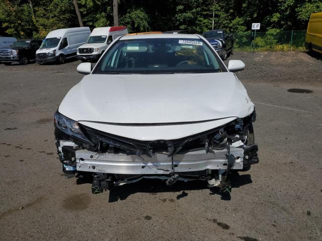 Photo 4 VIN: 4T1C11AK2NU688210 - TOYOTA CAMRY LE 