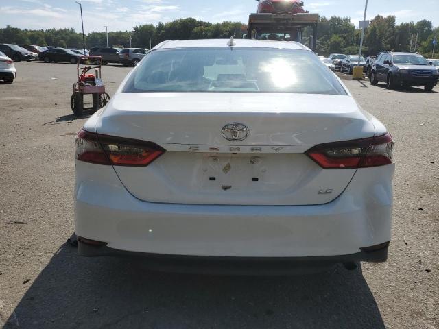 Photo 5 VIN: 4T1C11AK2NU688210 - TOYOTA CAMRY LE 