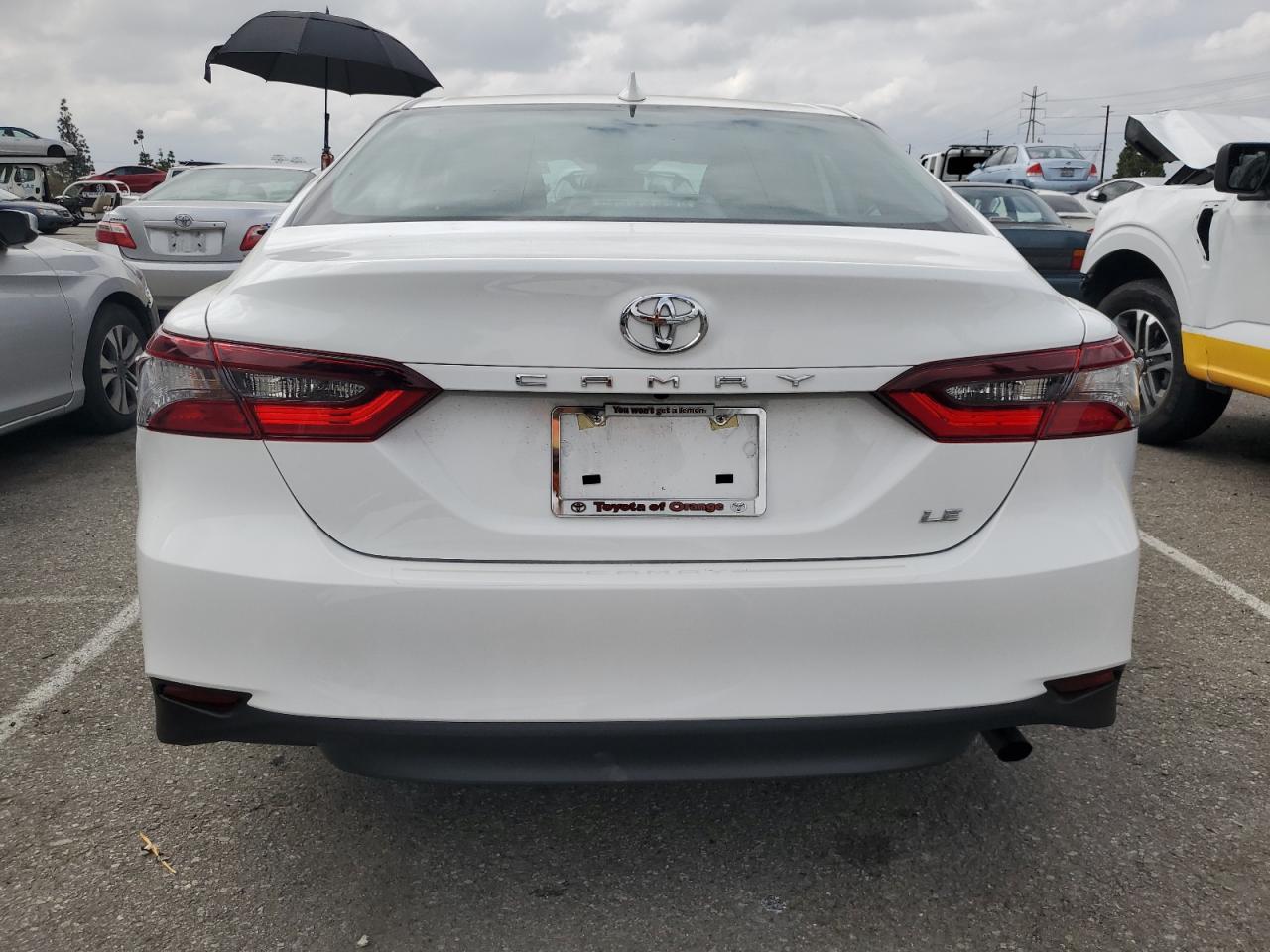 Photo 5 VIN: 4T1C11AK2PU096101 - TOYOTA CAMRY 