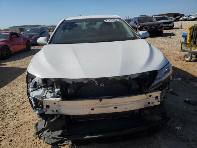 Photo 4 VIN: 4T1C11AK2PU165711 - TOYOTA CAMRY LE 