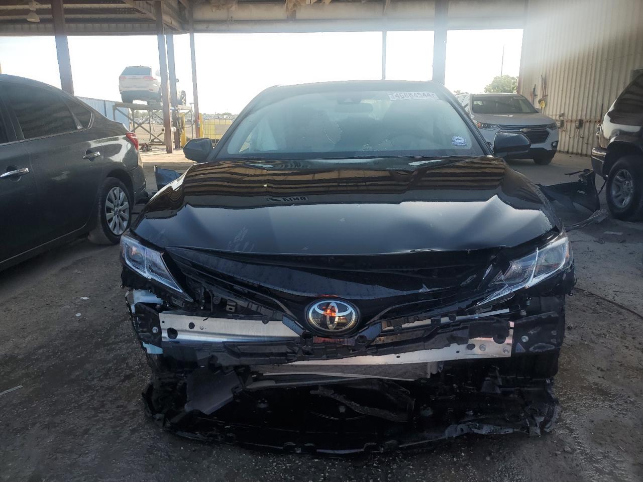 Photo 4 VIN: 4T1C11AK2PU726862 - TOYOTA CAMRY 