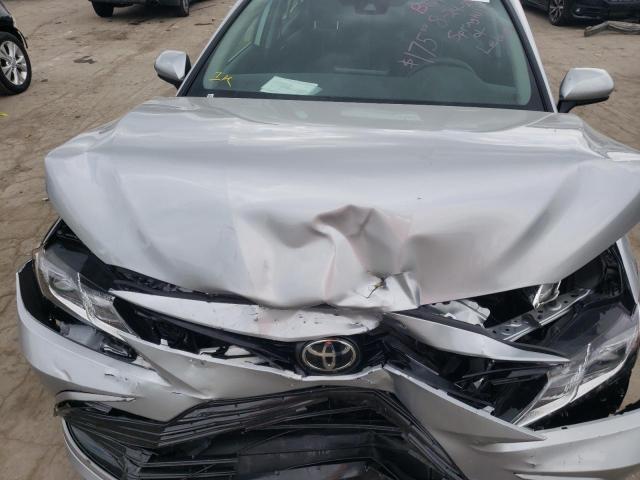 Photo 10 VIN: 4T1C11AK2PU748389 - TOYOTA CAMRY LE 