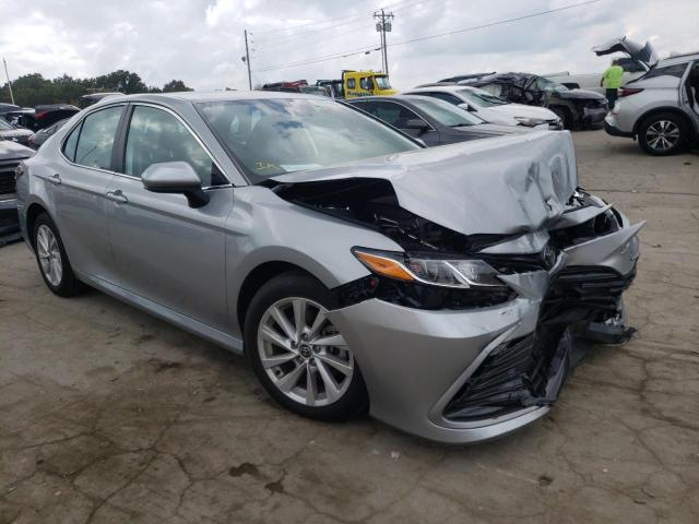 Photo 3 VIN: 4T1C11AK2PU748389 - TOYOTA CAMRY LE 