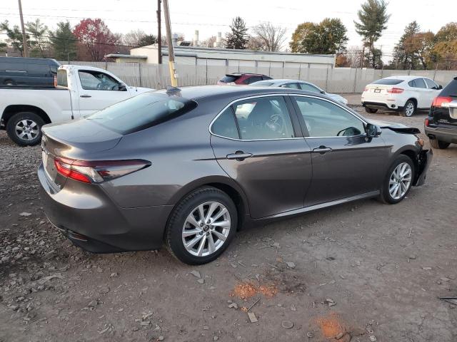 Photo 2 VIN: 4T1C11AK2PU811734 - TOYOTA CAMRY LE 