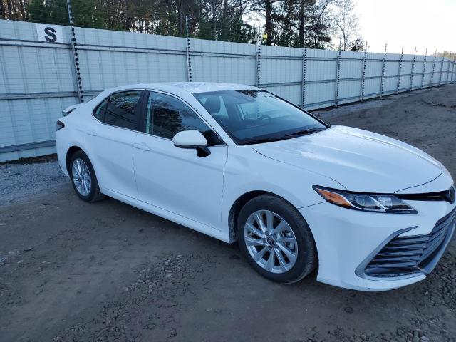 Photo 3 VIN: 4T1C11AK2PU812866 - TOYOTA CAMRY 