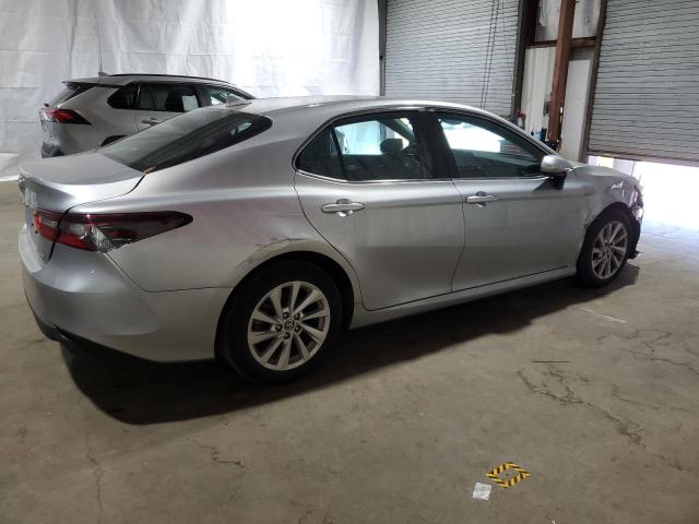 Photo 2 VIN: 4T1C11AK2PU813399 - TOYOTA CAMRY LE 