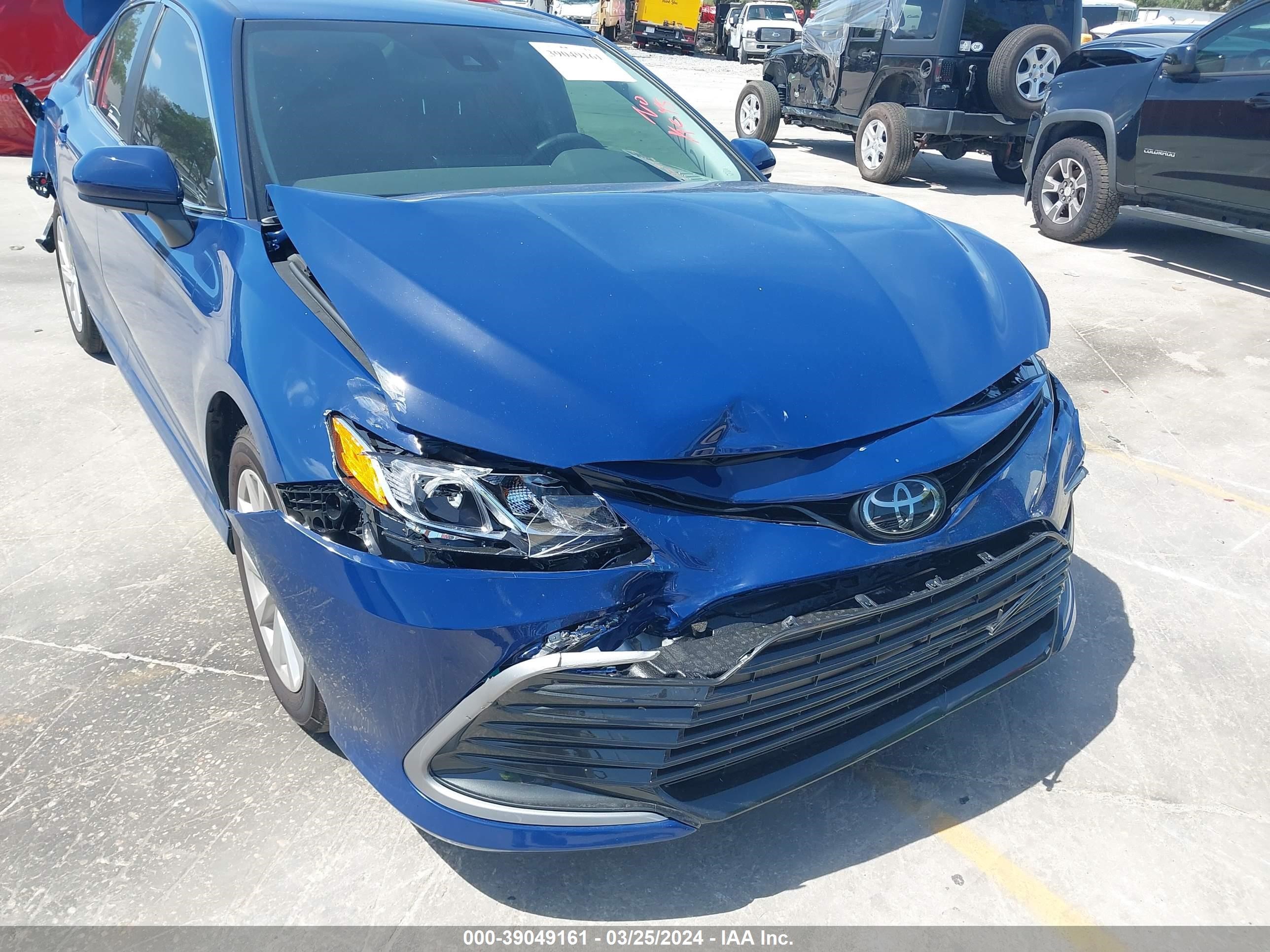 Photo 16 VIN: 4T1C11AK2RU222895 - TOYOTA CAMRY 