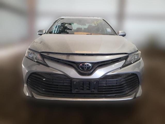 Photo 4 VIN: 4T1C11AK3LU350750 - TOYOTA CAMRY 