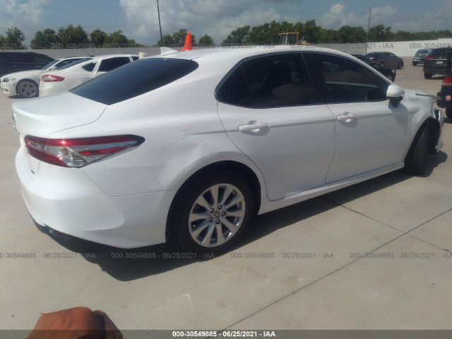 Photo 3 VIN: 4T1C11AK3LU393985 - TOYOTA CAMRY 