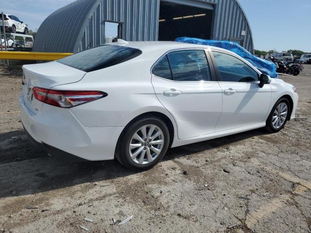 Photo 2 VIN: 4T1C11AK3LU876246 - TOYOTA CAMRY LE 