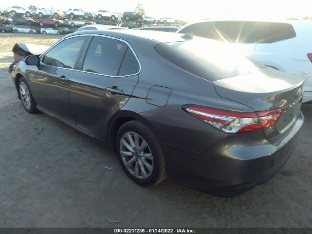 Photo 2 VIN: 4T1C11AK3LU980753 - TOYOTA CAMRY 