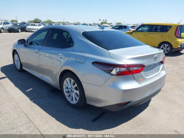 Photo 2 VIN: 4T1C11AK3MU481002 - TOYOTA CAMRY 