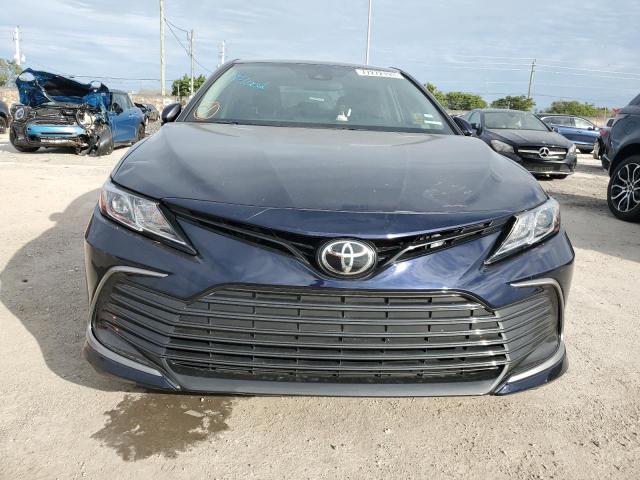 Photo 4 VIN: 4T1C11AK3MU523295 - TOYOTA CAMRY 