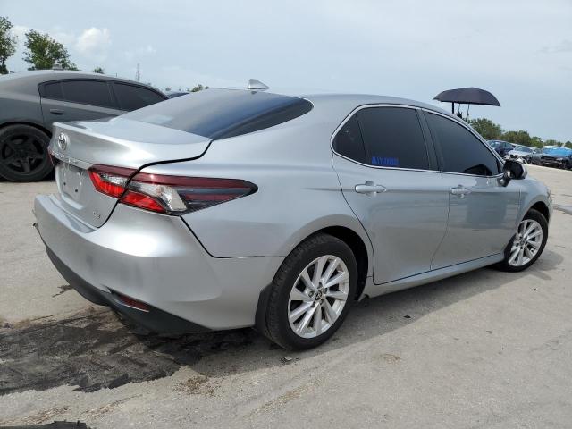 Photo 2 VIN: 4T1C11AK3MU584078 - TOYOTA CAMRY LE 