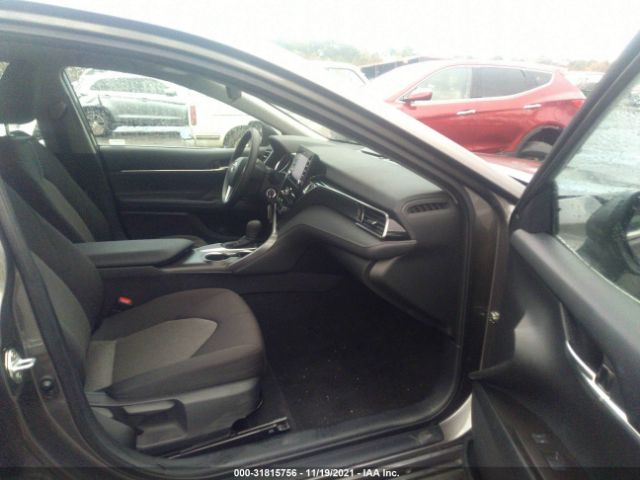 Photo 4 VIN: 4T1C11AK3MU589104 - TOYOTA CAMRY 