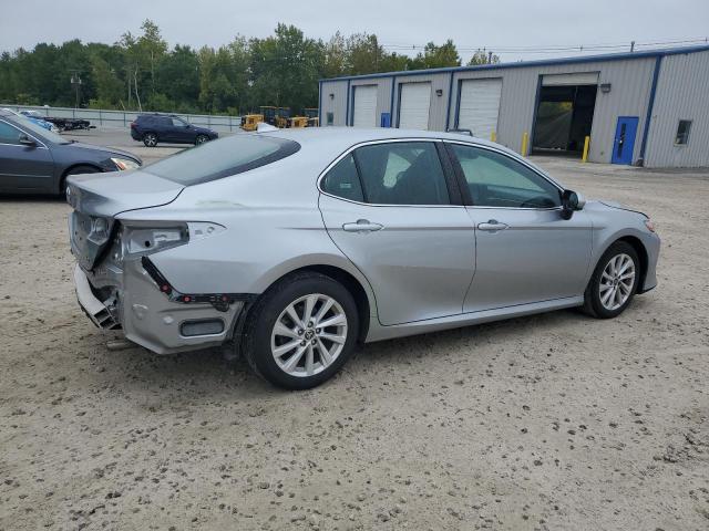 Photo 2 VIN: 4T1C11AK3NU627089 - TOYOTA CAMRY LE 