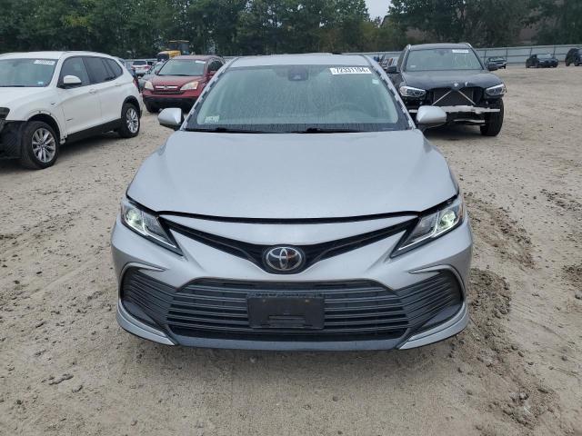 Photo 4 VIN: 4T1C11AK3NU627089 - TOYOTA CAMRY LE 