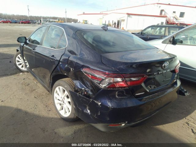 Photo 2 VIN: 4T1C11AK3NU663008 - TOYOTA CAMRY 