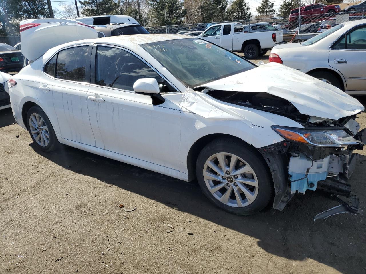 Photo 4 VIN: 4T1C11AK3NU667284 - TOYOTA CAMRY 