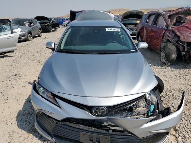 Photo 4 VIN: 4T1C11AK3NU667740 - TOYOTA CAMRY LE 