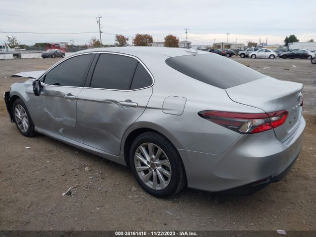 Photo 2 VIN: 4T1C11AK3PU126917 - TOYOTA CAMRY 