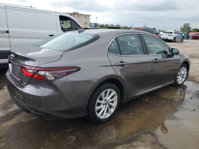 Photo 2 VIN: 4T1C11AK3PU138680 - TOYOTA CAMRY LE 