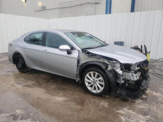 Photo 3 VIN: 4T1C11AK3PU180122 - TOYOTA CAMRY LE 