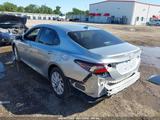 Photo 2 VIN: 4T1C11AK3PU746926 - TOYOTA CAMRY 