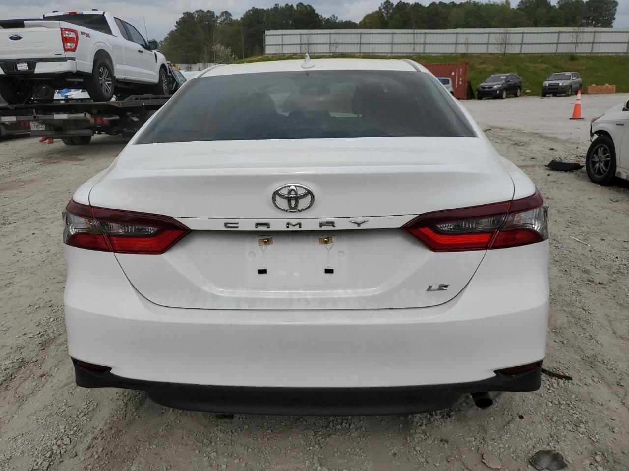 Photo 5 VIN: 4T1C11AK3PU821799 - TOYOTA CAMRY 