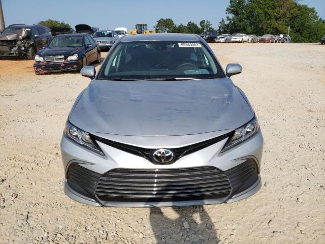 Photo 4 VIN: 4T1C11AK3PU824718 - TOYOTA CAMRY LE 