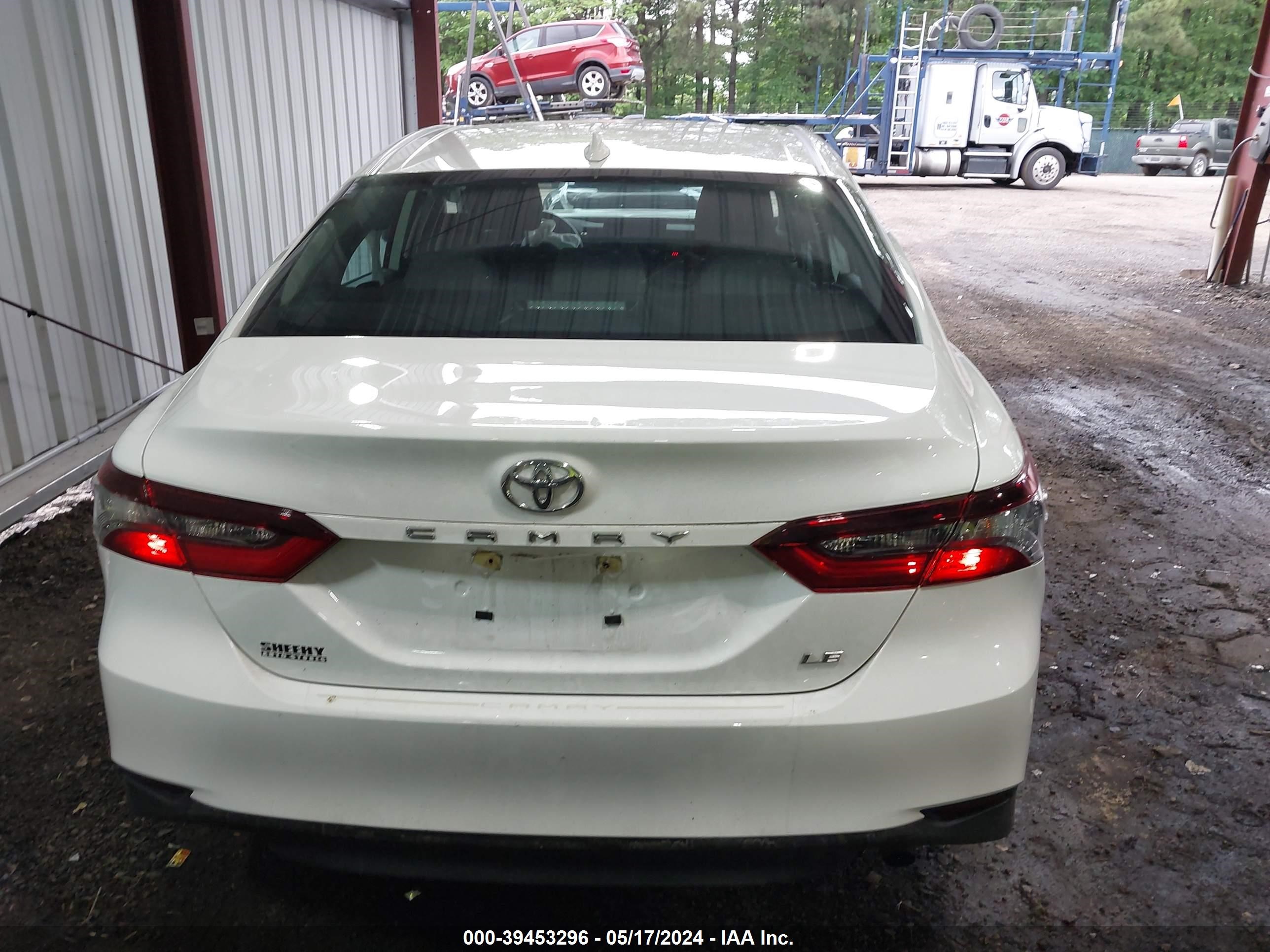 Photo 15 VIN: 4T1C11AK3RU878166 - TOYOTA CAMRY 