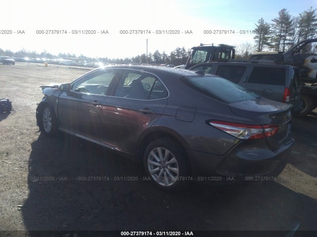 Photo 2 VIN: 4T1C11AK4LU317000 - TOYOTA CAMRY 