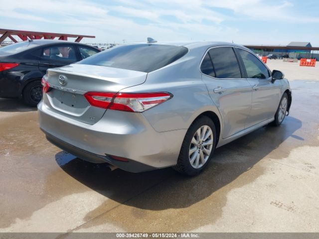 Photo 3 VIN: 4T1C11AK4LU355794 - TOYOTA CAMRY 