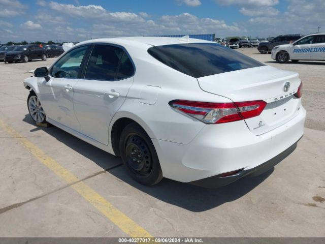 Photo 2 VIN: 4T1C11AK4LU373602 - TOYOTA CAMRY 