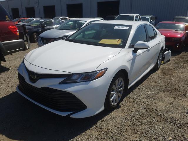 Photo 1 VIN: 4T1C11AK4LU889846 - TOYOTA CAMRY 