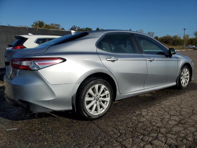 Photo 2 VIN: 4T1C11AK4LU915474 - TOYOTA CAMRY LE 