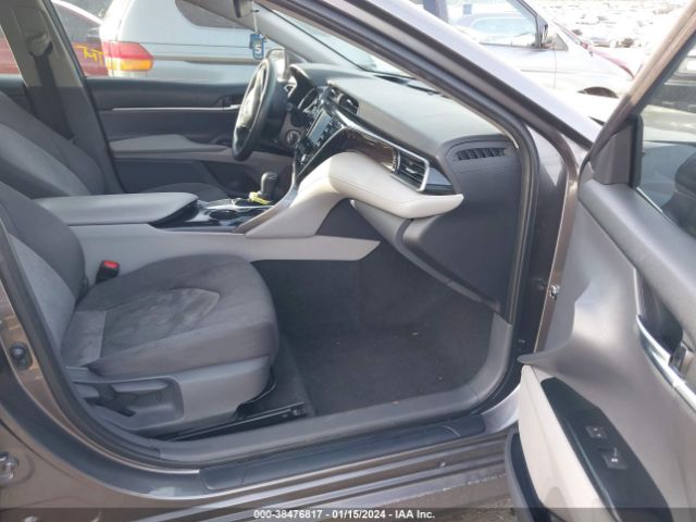 Photo 4 VIN: 4T1C11AK4LU943713 - TOYOTA CAMRY 