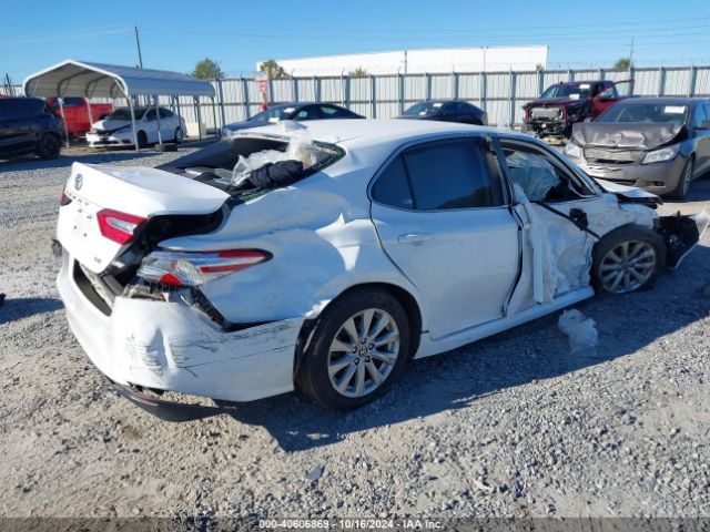 Photo 3 VIN: 4T1C11AK4LU988439 - TOYOTA CAMRY 