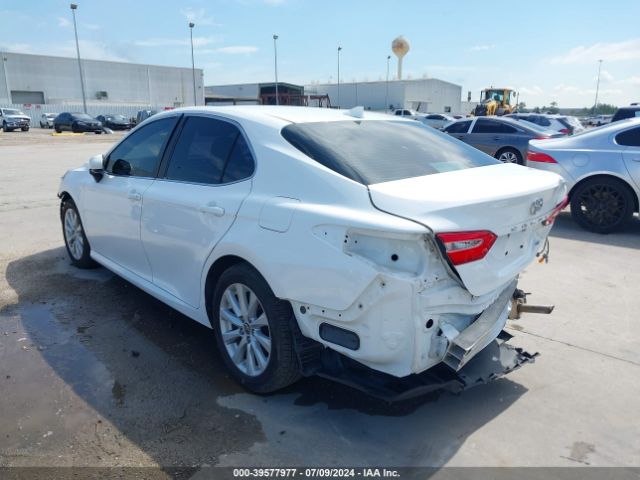 Photo 2 VIN: 4T1C11AK4LU991471 - TOYOTA CAMRY 