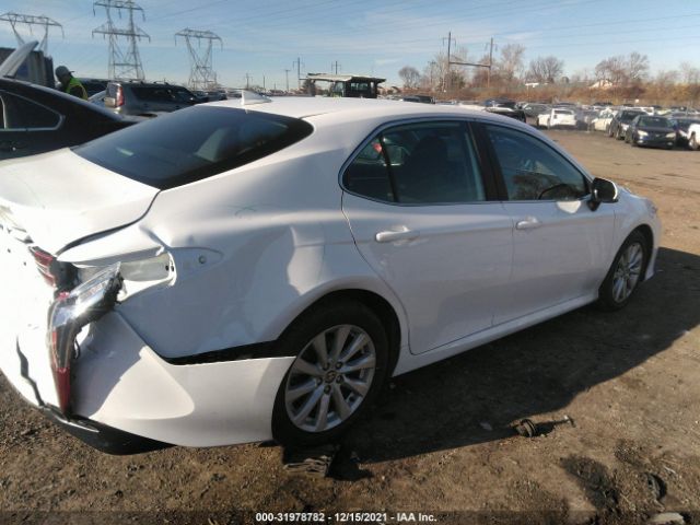 Photo 3 VIN: 4T1C11AK4LU999456 - TOYOTA CAMRY 