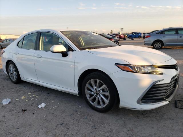 Photo 3 VIN: 4T1C11AK4MU585109 - TOYOTA CAMRY LE 