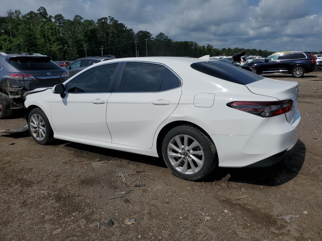 Photo 1 VIN: 4T1C11AK4MU595526 - TOYOTA CAMRY 