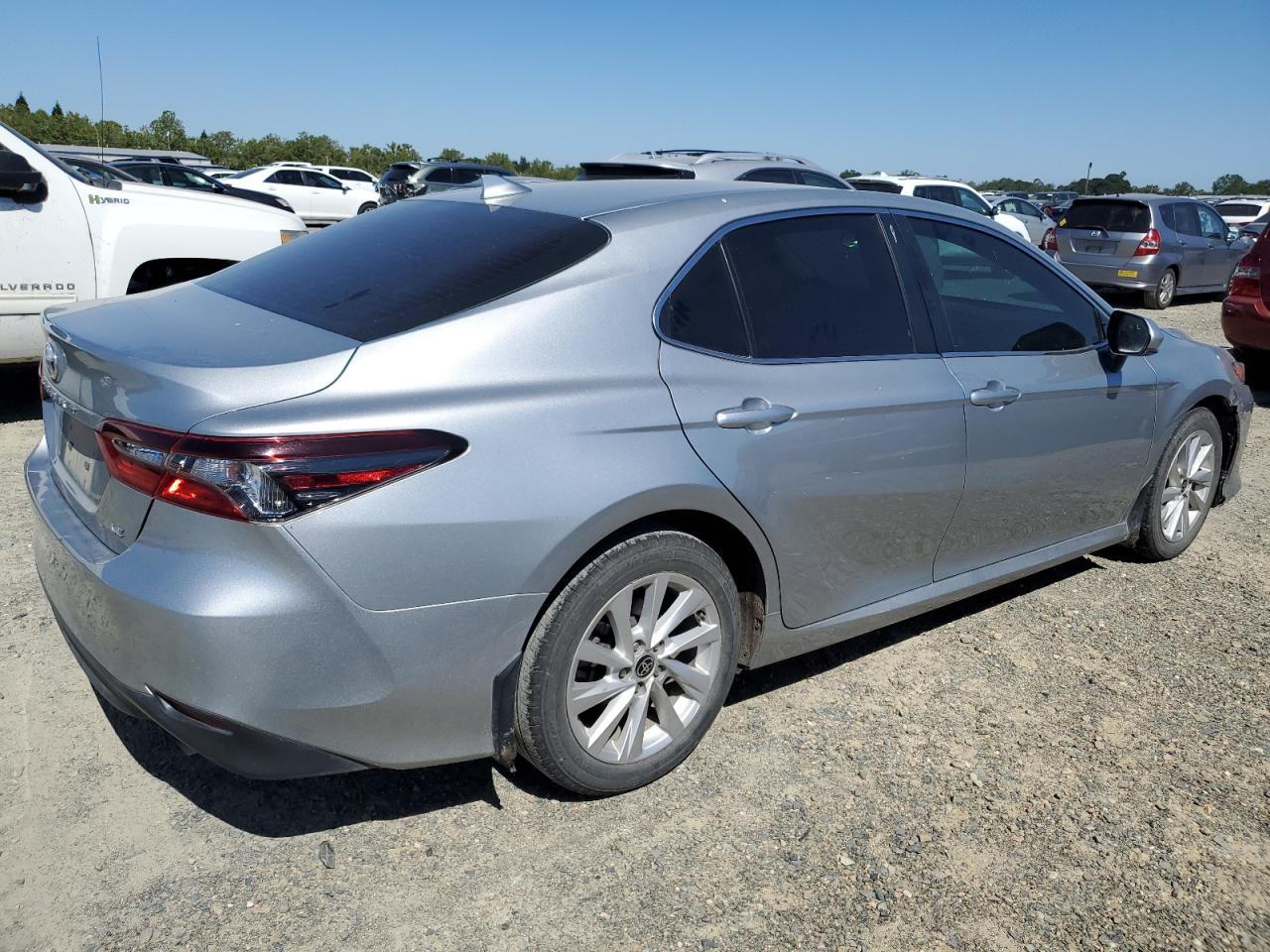 Photo 2 VIN: 4T1C11AK4NU060021 - TOYOTA CAMRY 