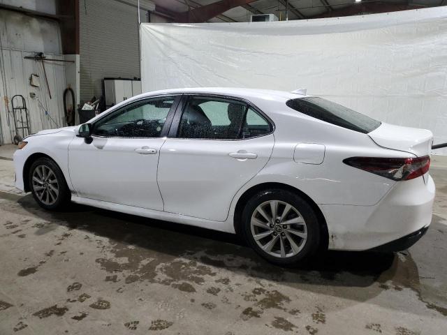 Photo 1 VIN: 4T1C11AK4NU068958 - TOYOTA CAMRY 